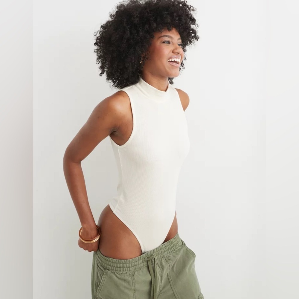 NWT Aerie Sleeveless Mock Neck Bodysuit Muslim - Picture 6 of 6